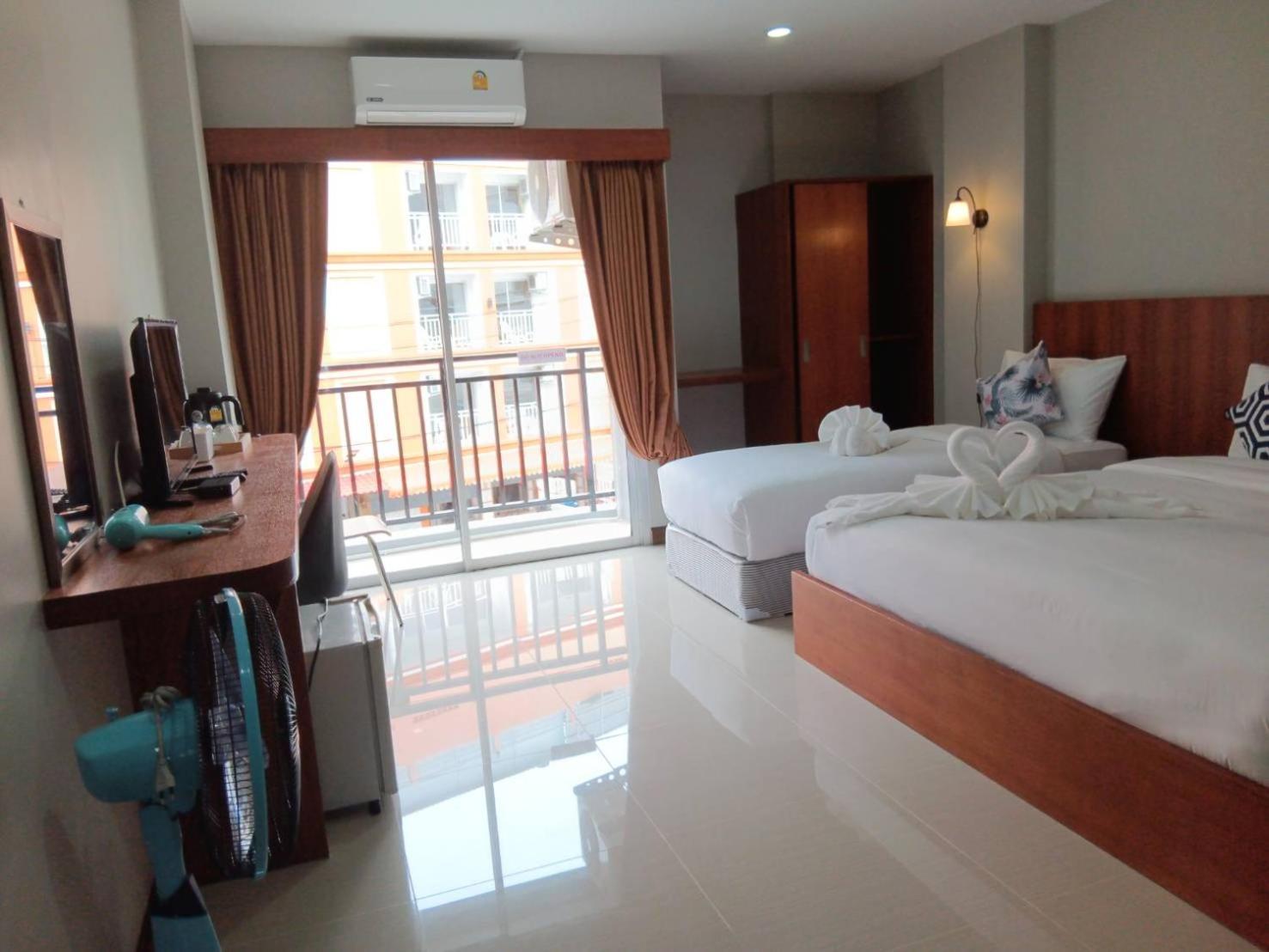 Hotel The Brown Boutique Patong Exterior foto